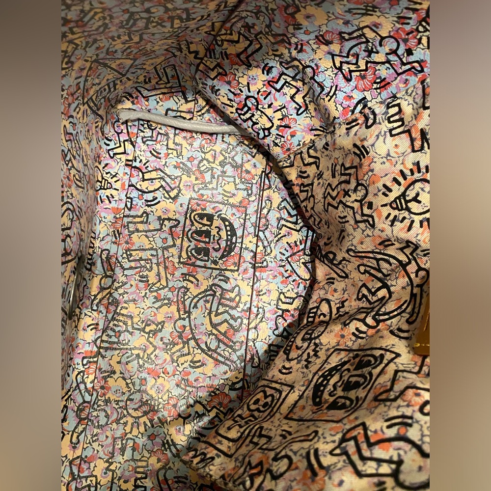 COACH Keith Haring Pink Heart Travel Tote with Charms - Picture 12 of 16